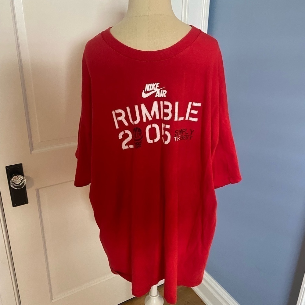 Vintage Nike Air Rumble in the Bronx 2005 T-Shirt - Picture 2 of 6